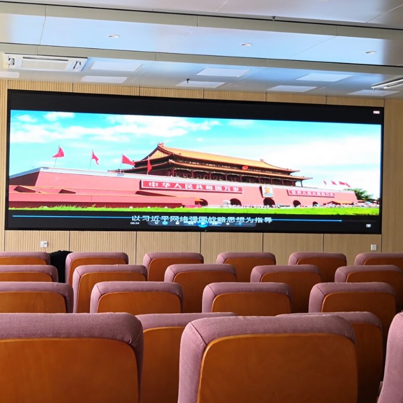 Schermo LED HD 4K a Colori Com - Home Cinema Events recensione e prezzo
